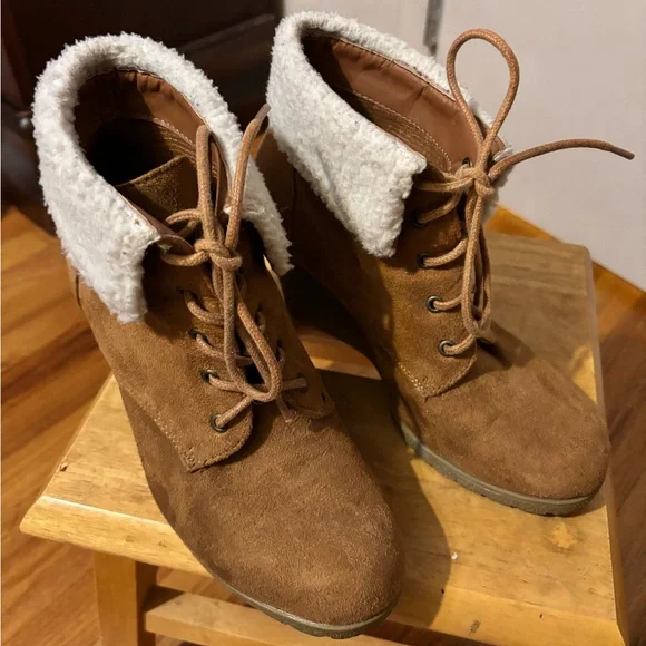 Rampage Brown Lace Up Booties with White Cuff - Picture 4 of 7